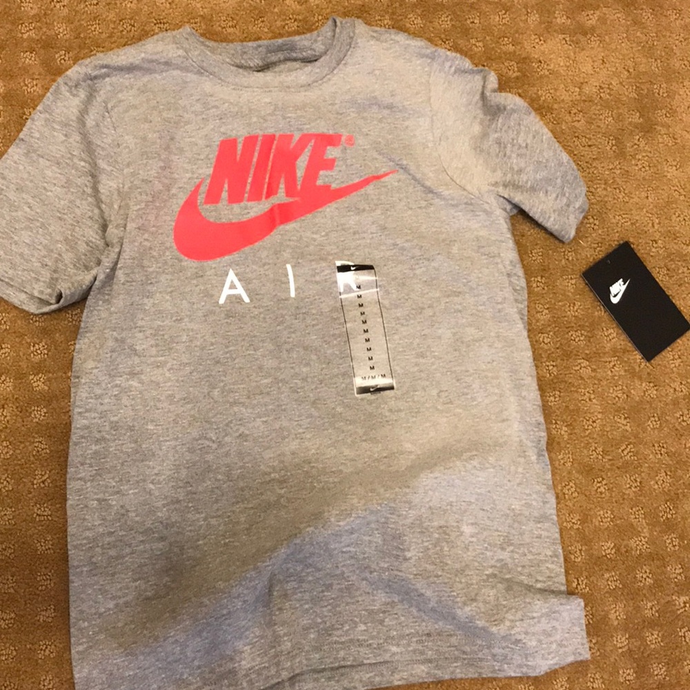 2 Boys Medium Nike T shirts